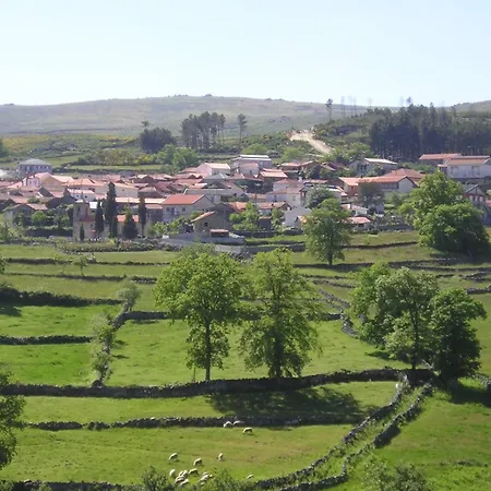 別荘 Aldeia De Moura Morta